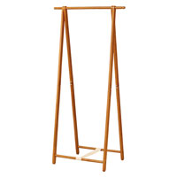 木製コートハンガー